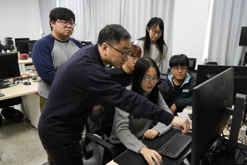 0d9bb263204de9caa9570a3b9422b4af